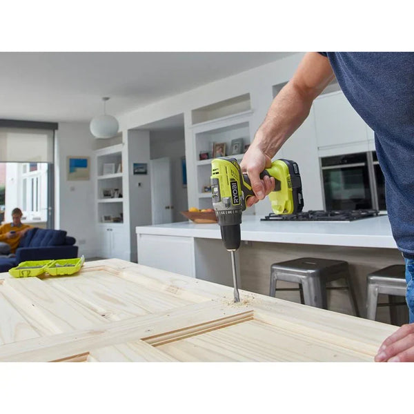 RYOBI - Perceuse visseuse sans fil 18V (4,0 Ah & 1,5 Ah)